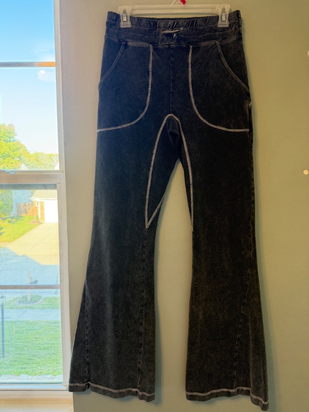 FREE PEOPLE FP Movement New Flow Flares Women’s Medium Black - Picture 5 of 11